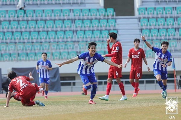 K3 부산교통공사, 부산아이파크 격파…K4 평창은 경남에 완승 '하위리그 반란' [코리아컵 2R]